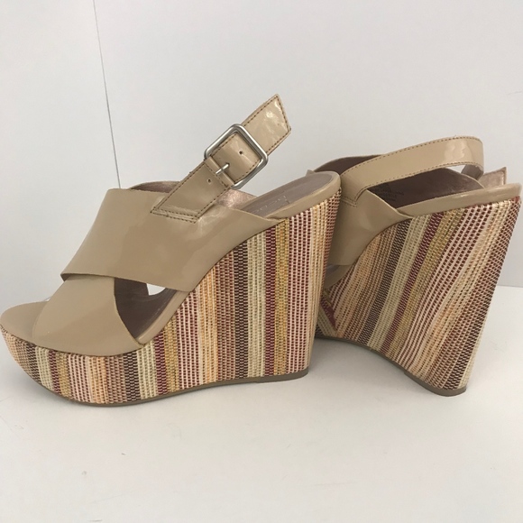 BCBGeneration Patent Leather Imana Platform Wedges - Picture 8 of 8